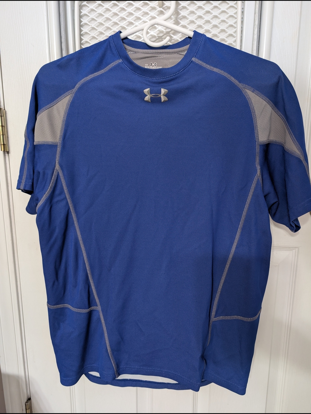 Under Armour Blue Short Sleeve Performance Tee with Gray Accents